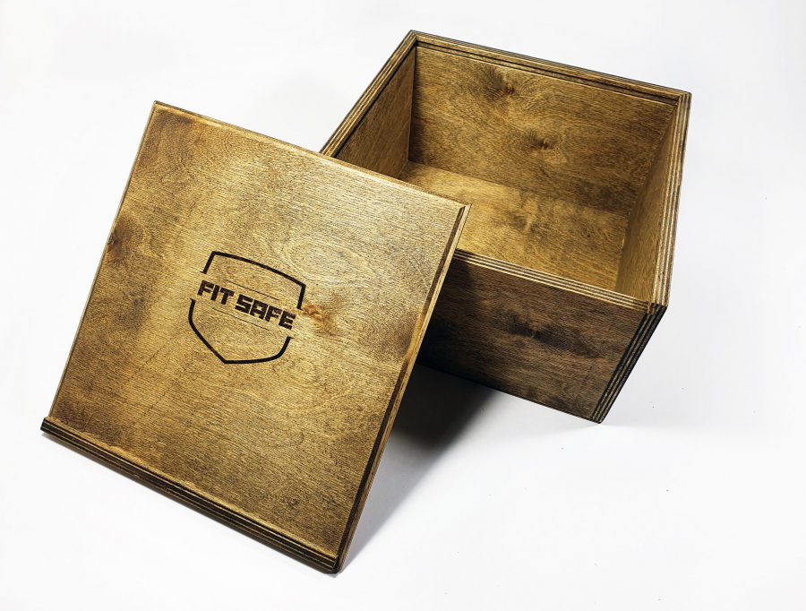 Коробка подарочная деревянная